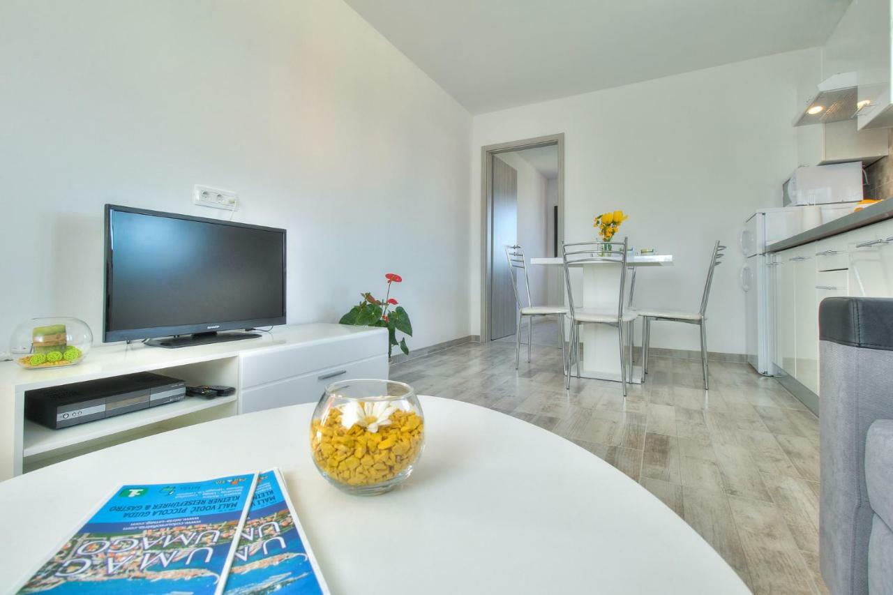 אומאג Apartments Antunovic מראה חיצוני תמונה