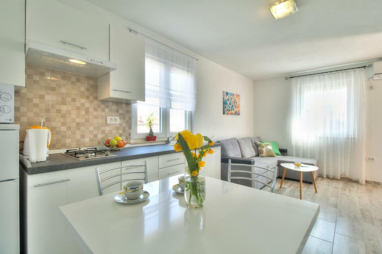 אומאג Apartments Antunovic מראה חיצוני תמונה