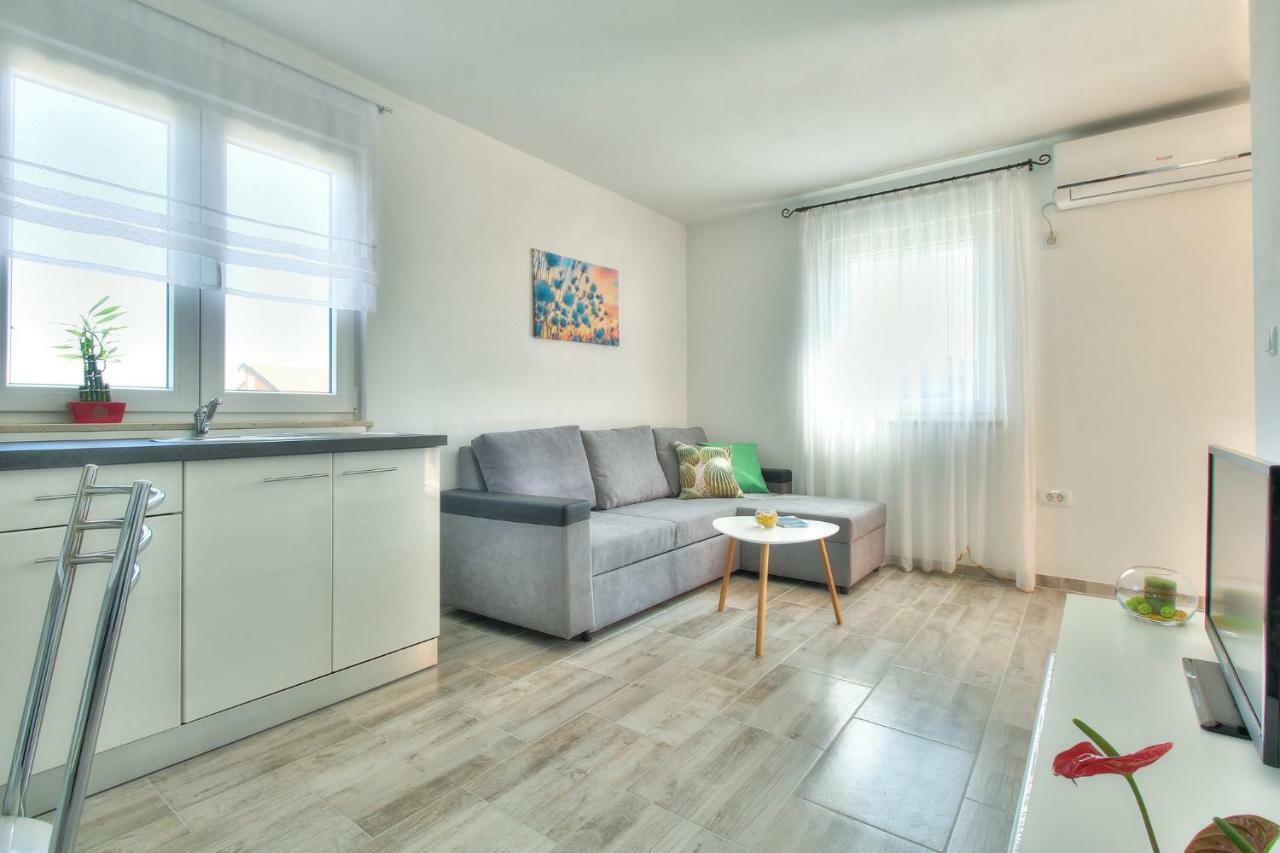 אומאג Apartments Antunovic מראה חיצוני תמונה